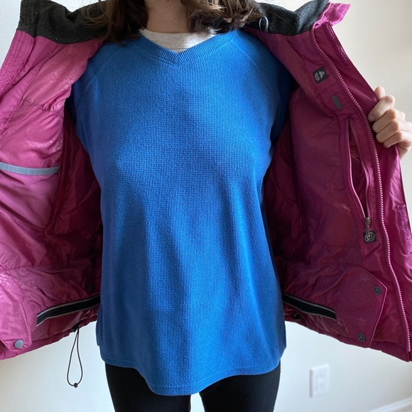 The North Face ski jacket - Picture 8 of 12